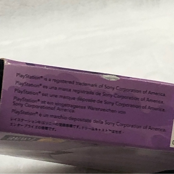 Case Logic CD DVD Holder Travel Storage Wallet Black 12 Discs DVW12 Video Games. - Picture 11 of 11